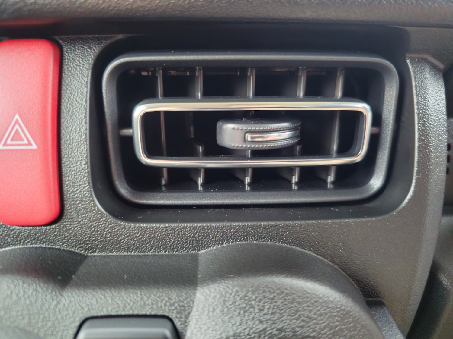 Used Suzuki Jimny 2025 for sale - 76588686: Photo 75