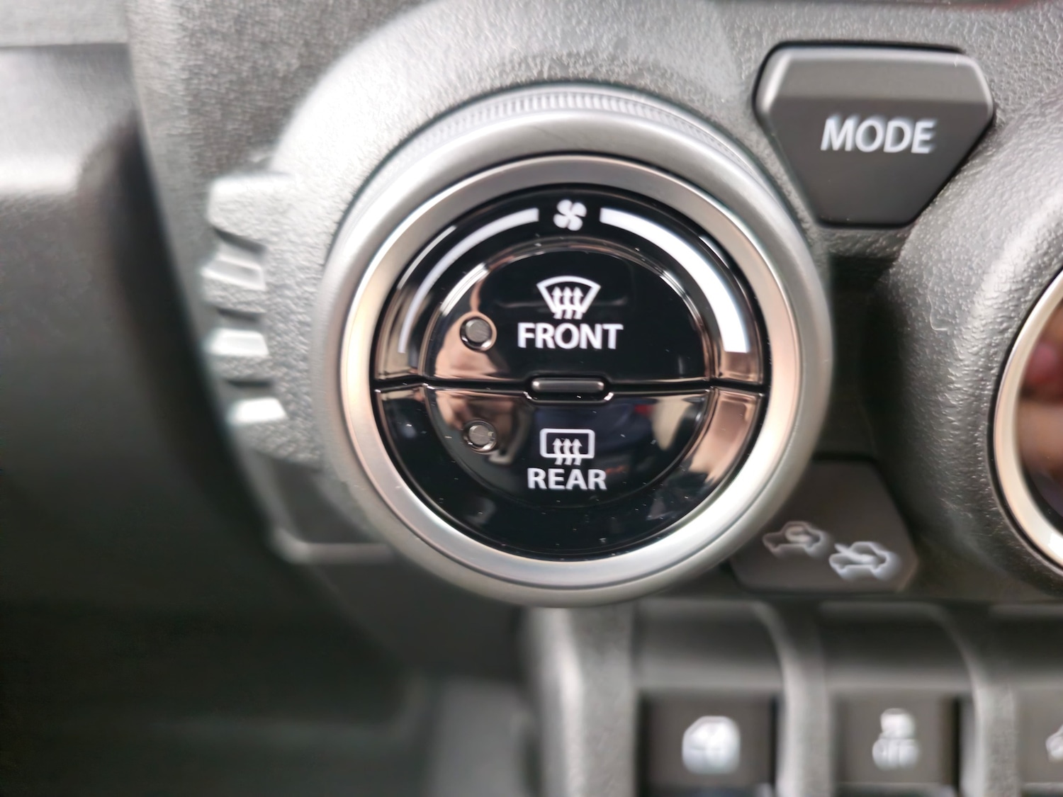 Used Suzuki Jimny 2025 for sale - 76588686: Photo 76