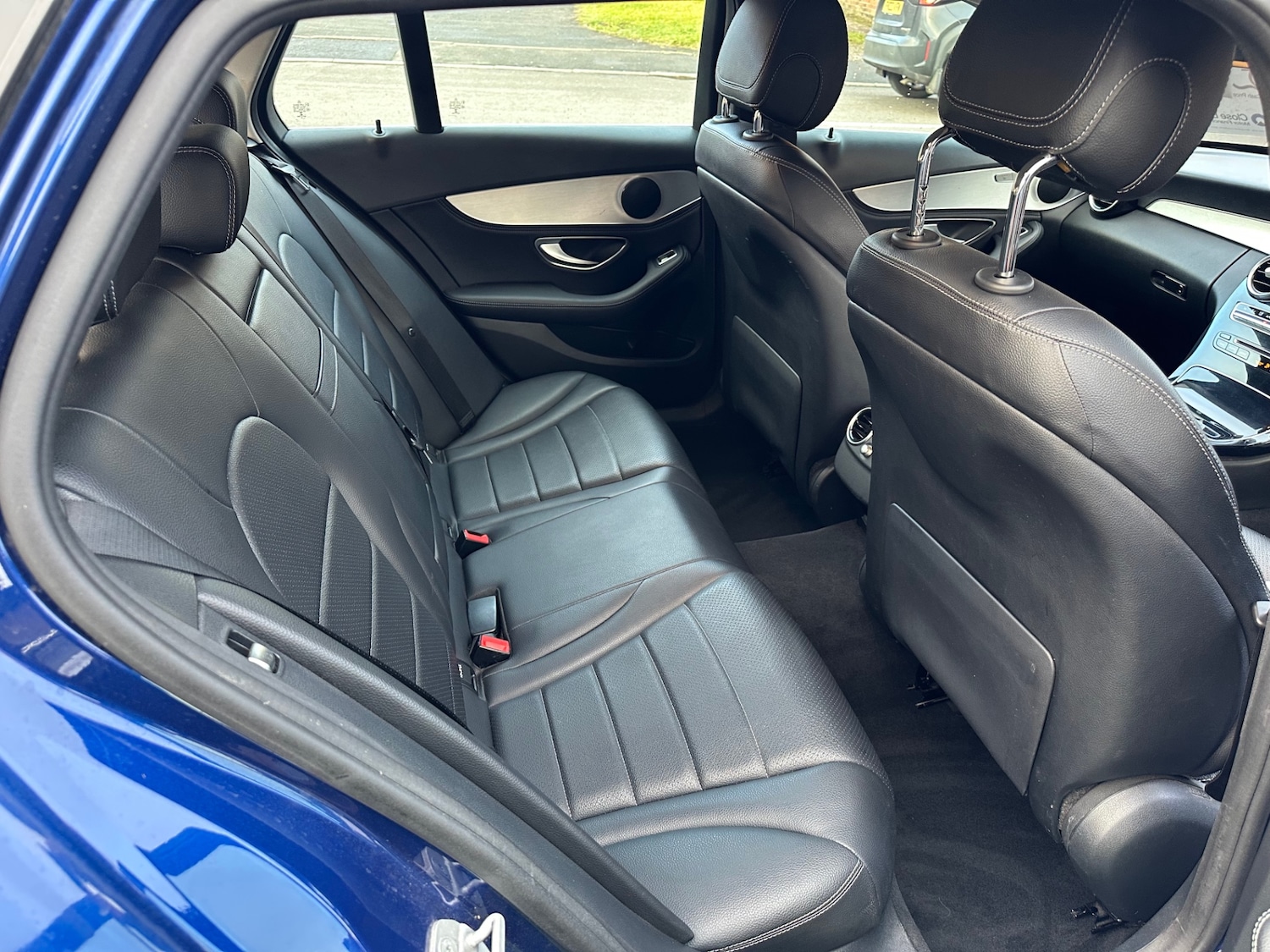 Used Mercedes-Benz C Class 2015 for sale - 77245640: Photo 10