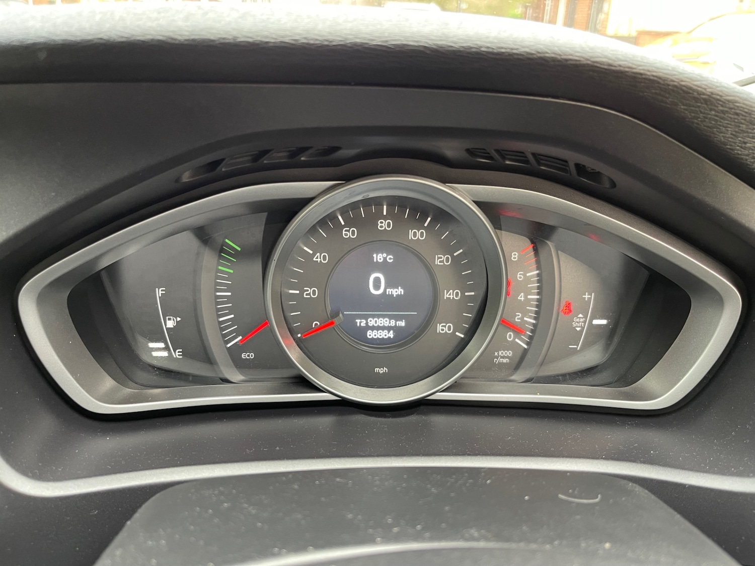 Used Volvo V40 2017 for sale - 76505176: Photo 11