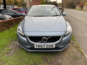 Used Volvo V40 2017 for sale - 76505176: Photo