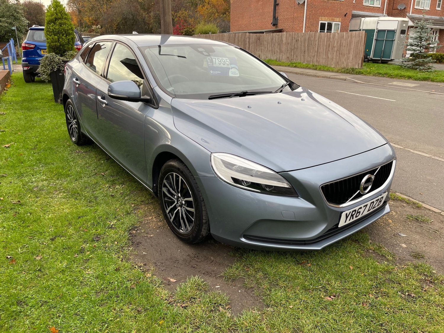 Used Volvo V40 2017 for sale - 76505176: Photo 3