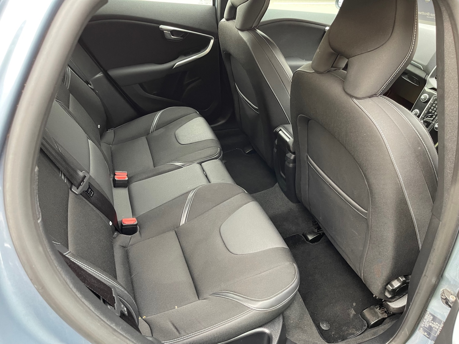 Used Volvo V40 2017 for sale - 76505176: Photo 7