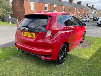 Used Honda Jazz 2018 for sale - 75957298: Photo