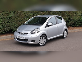 2011 (61) - 1.0 VVT-i Ice 5dr