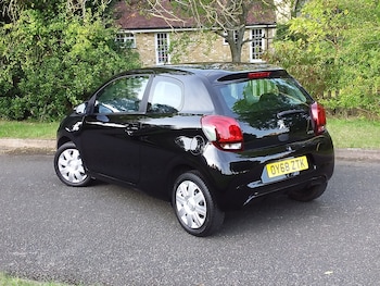 Used Peugeot 108 2018 for sale - 75736082: Photo