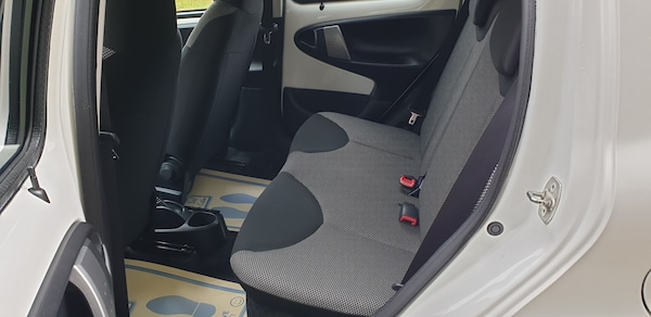 Used Toyota AYGO 2013 for sale - 76011983: Photo 27