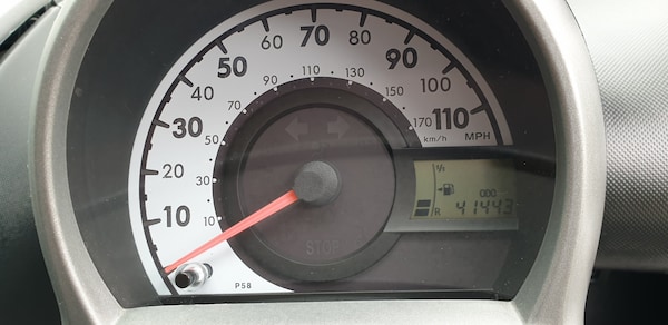 Used Toyota AYGO 2013 for sale - 76011983: Photo 2