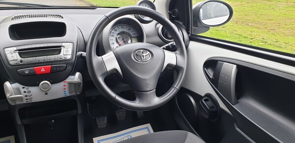 Used Toyota AYGO 2013 for sale - 76011983: Photo 33