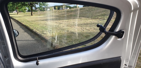 Used Citroen C1 2013 for sale - 75680333: Photo 51