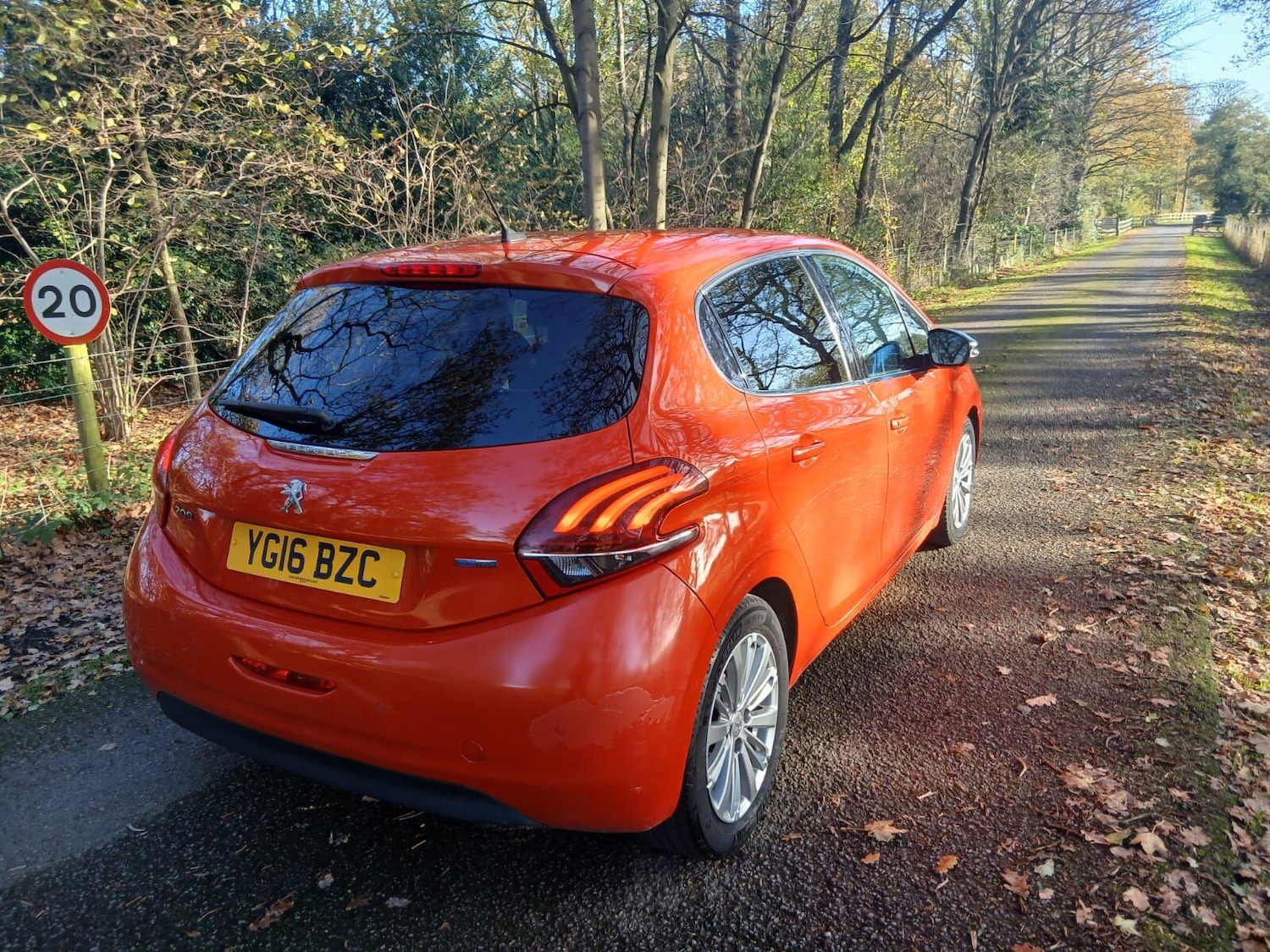 Used Peugeot 208 2016 for sale - 76612816: Photo 3