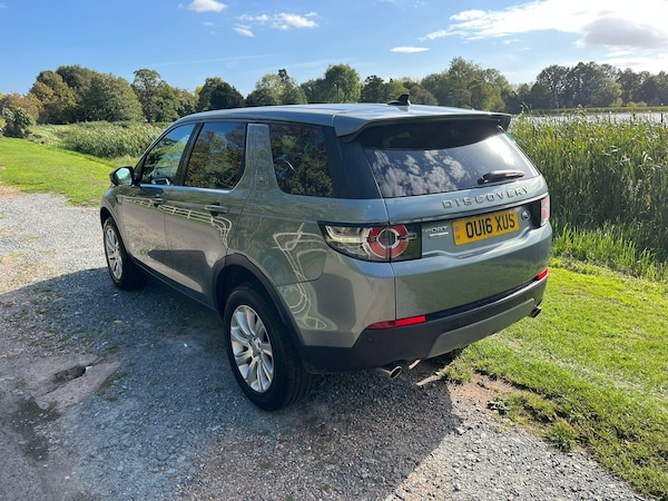 Used Land Rover Discovery Sport 2016 for sale - 76189284: Photo 13