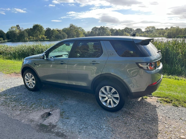 Used Land Rover Discovery Sport 2016 for sale - 76189284: Photo 17