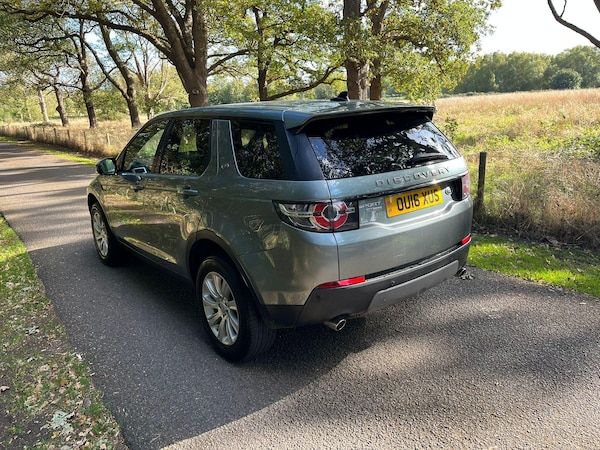 Used Land Rover Discovery Sport 2016 for sale - 76189284: Photo 6