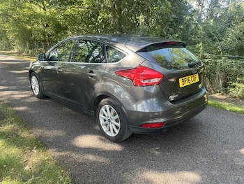 Used Ford Focus 2016 for sale - 75532608: Photo