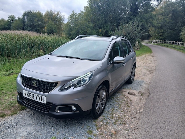 Used Peugeot 2008 2018 for sale - 76201022: Photo 13
