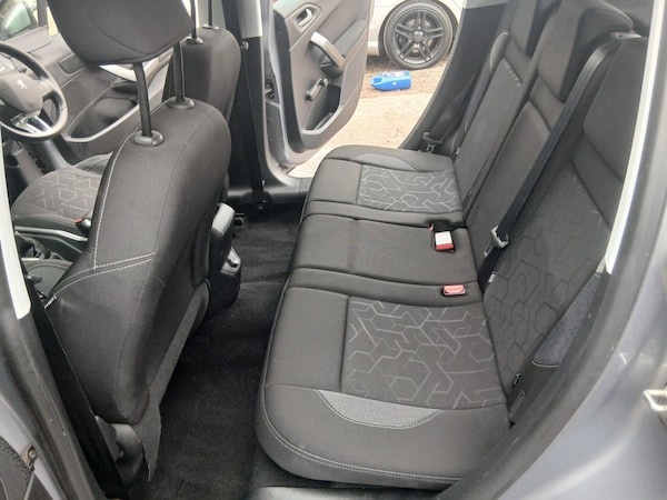 Used Peugeot 2008 2018 for sale - 76201022: Photo 20