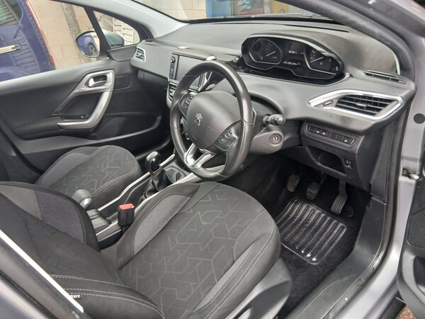 Used Peugeot 2008 2018 for sale - 76201022: Photo 23