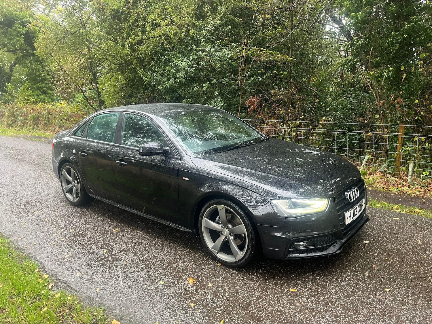 Used Audi A4 2013 for sale - 76167018: Photo 1