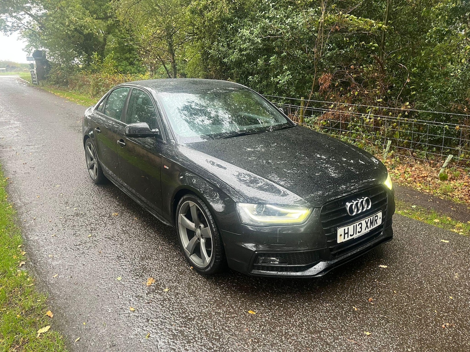 Used Audi A4 2013 for sale - 76167018: Photo 2