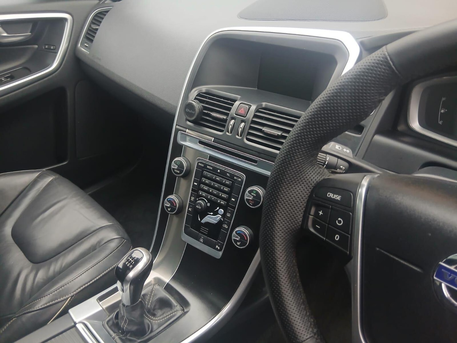 Used Volvo XC60 2014 for sale - 77029293: Photo 22