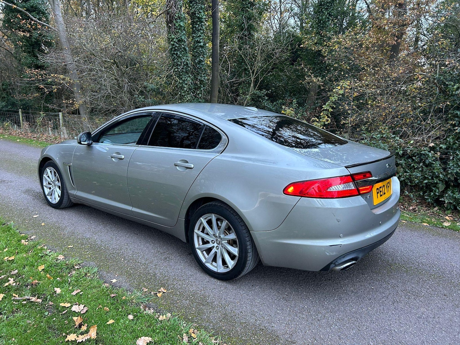 Used Jaguar XF 2012 for sale - 76511790: Photo 10