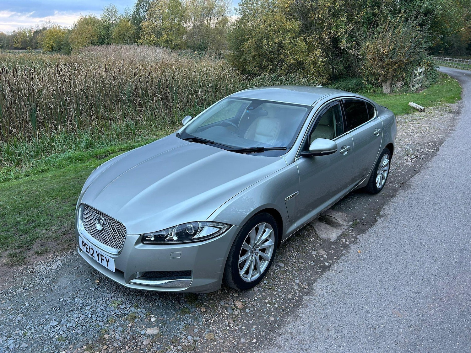 Used Jaguar XF 2012 for sale - 76511790: Photo 15