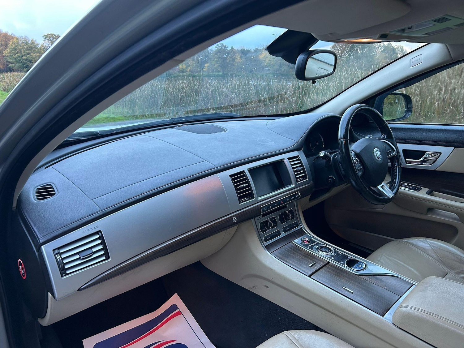 Used Jaguar XF 2012 for sale - 76511790: Photo 17