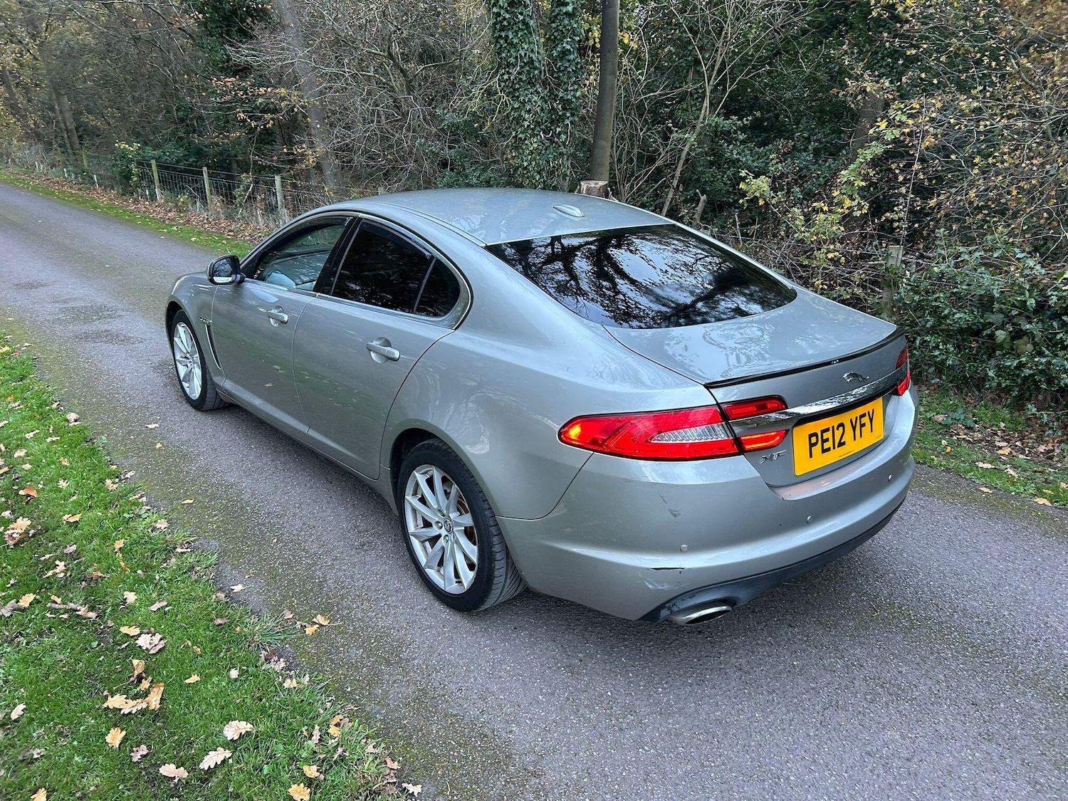 Used Jaguar XF 2012 for sale - 76511790: Photo 6
