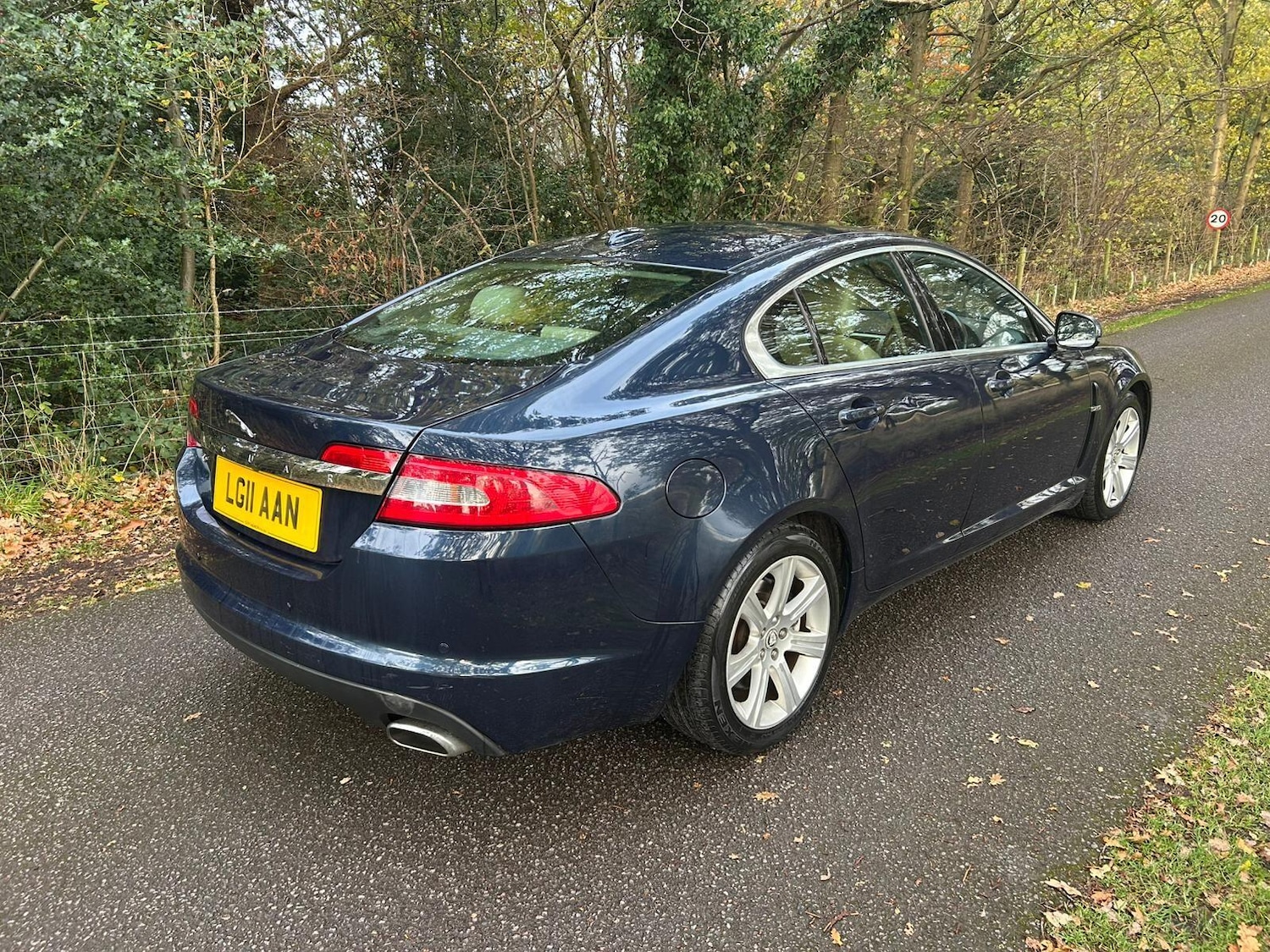 Used Jaguar XF 2011 for sale - 76409202: Photo 14