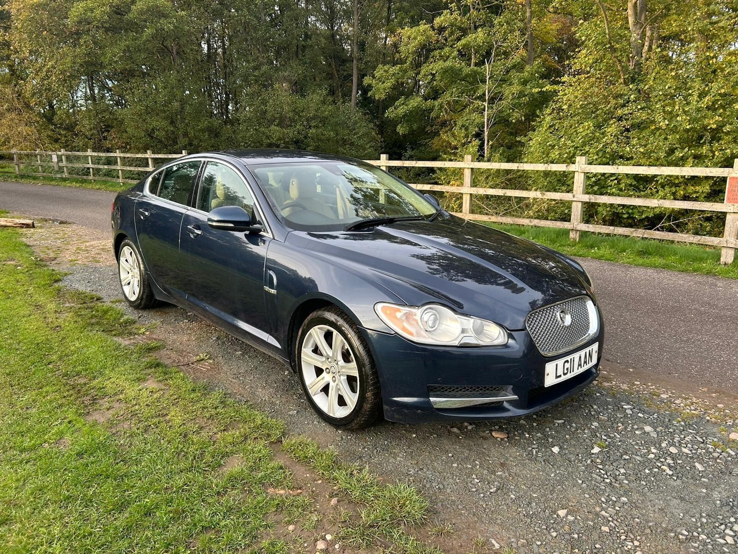 Used Jaguar XF 2011 for sale - 76409202: Photo 16