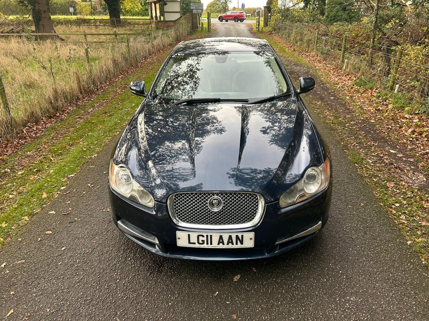 Used Jaguar XF 2011 for sale - 76409202: Photo 5