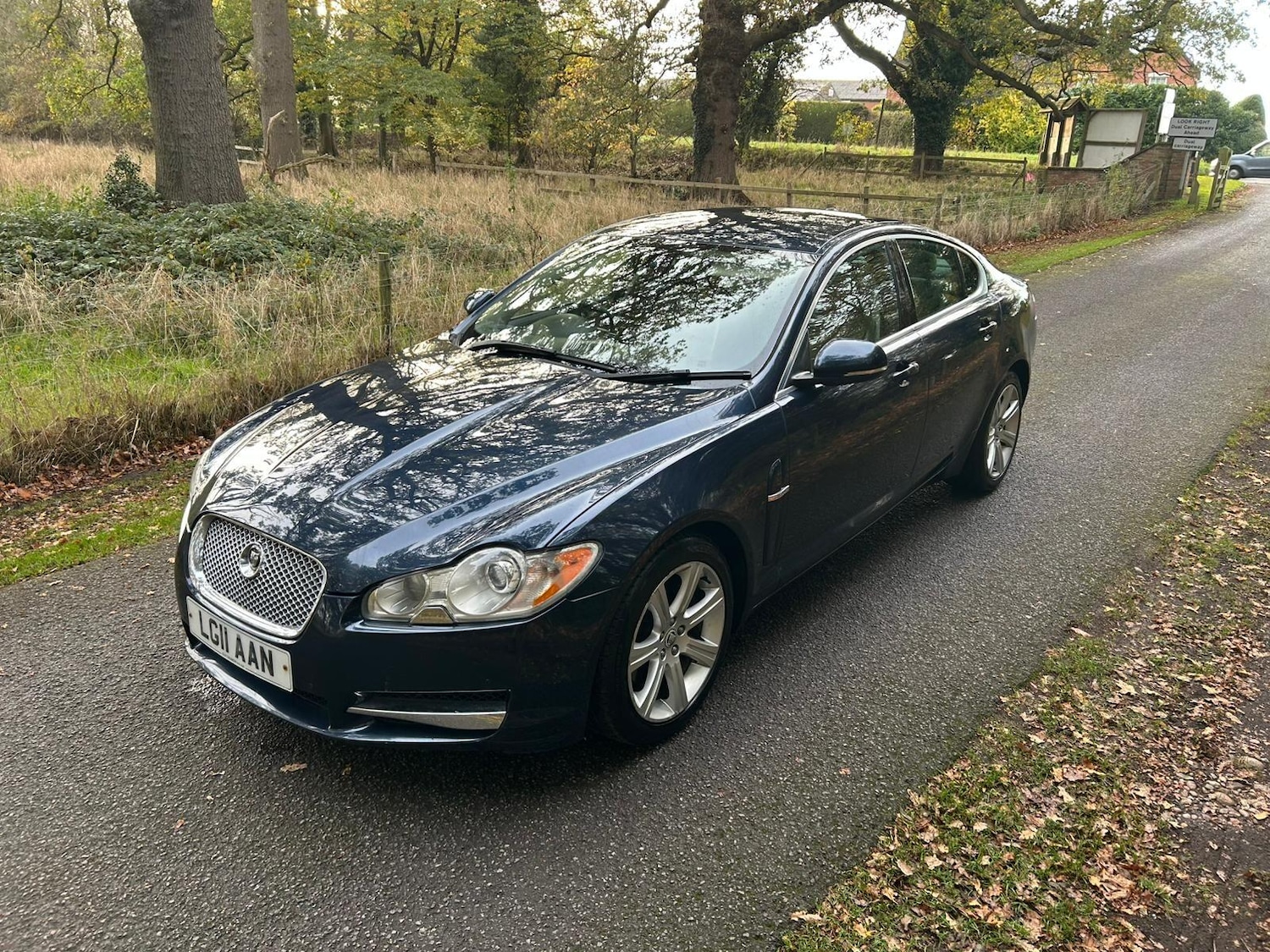 Used Jaguar XF 2011 for sale - 76409202: Photo 7