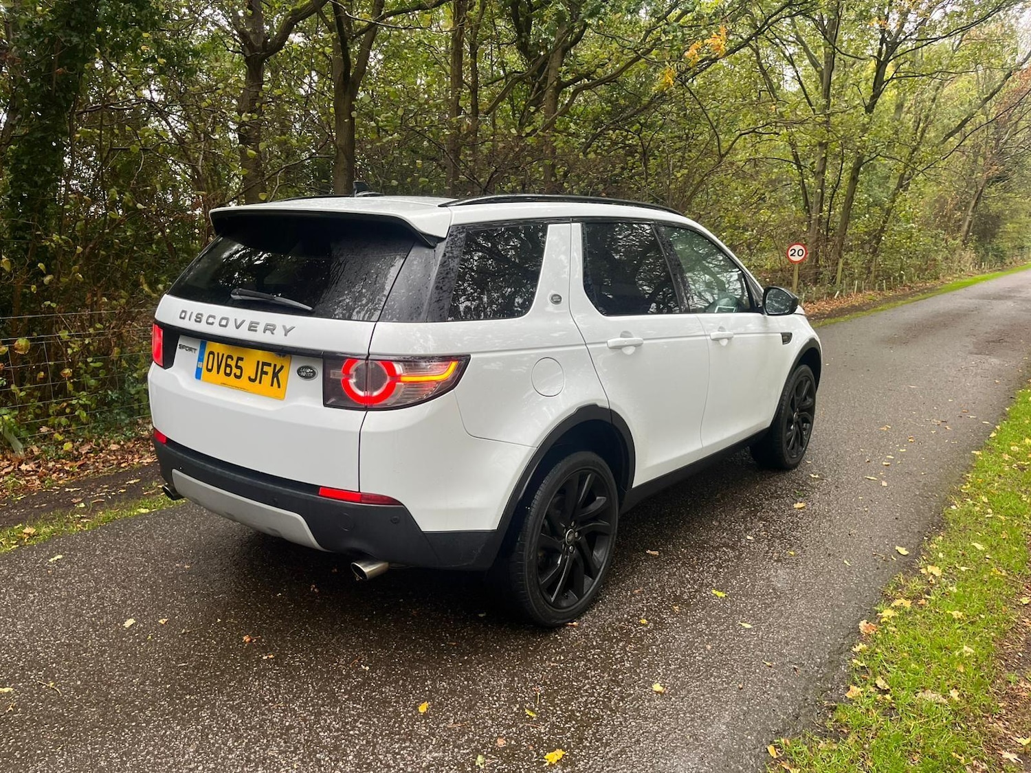 Used Land Rover Discovery Sport 2015 for sale - 76166406: Photo 12