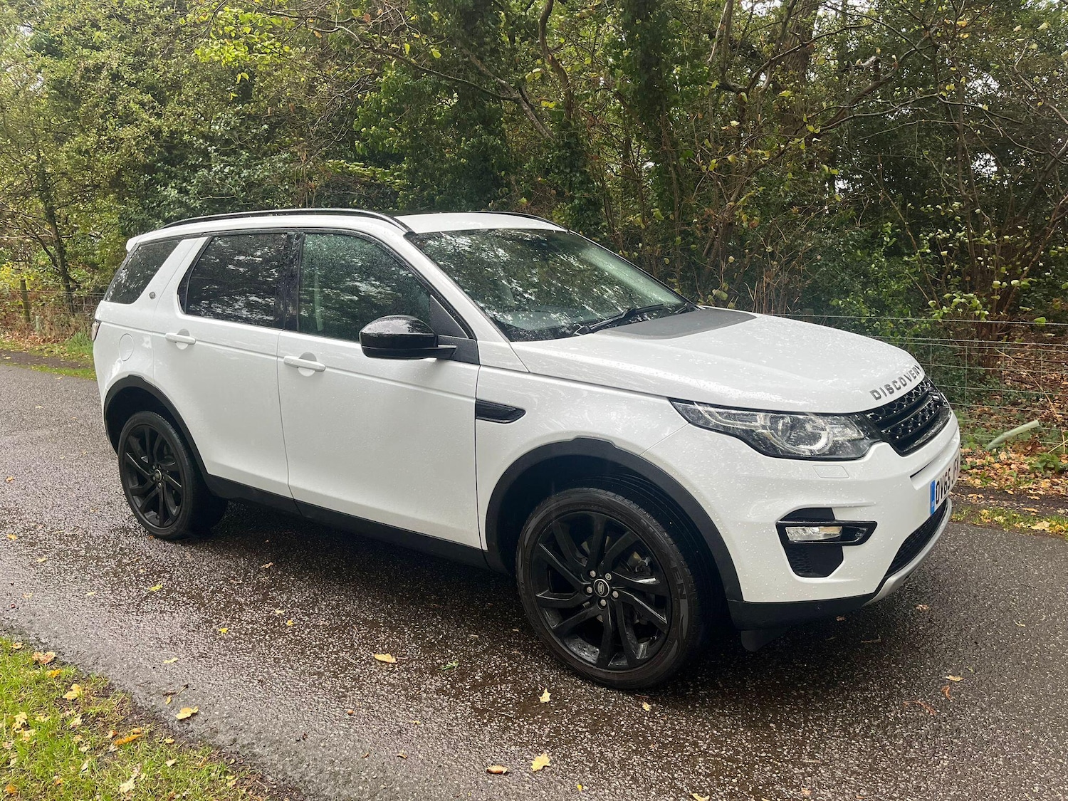 Used Land Rover Discovery Sport 2015 for sale - 76166406: Photo 4