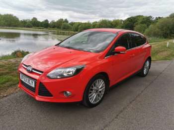 2013 (63) - 1.0T EcoBoost Zetec Euro 5 (s/s) 5dr