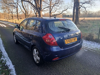 Used Kia Ceed 2009 for sale - 77108891: Photo