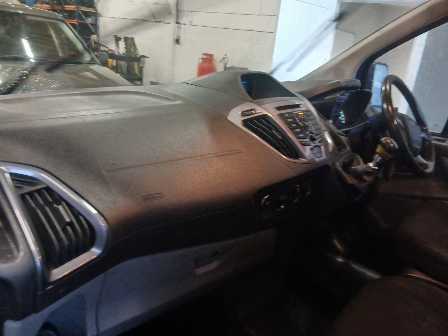 Used Ford Transit Custom 2015 for sale - 76995470: Photo 14