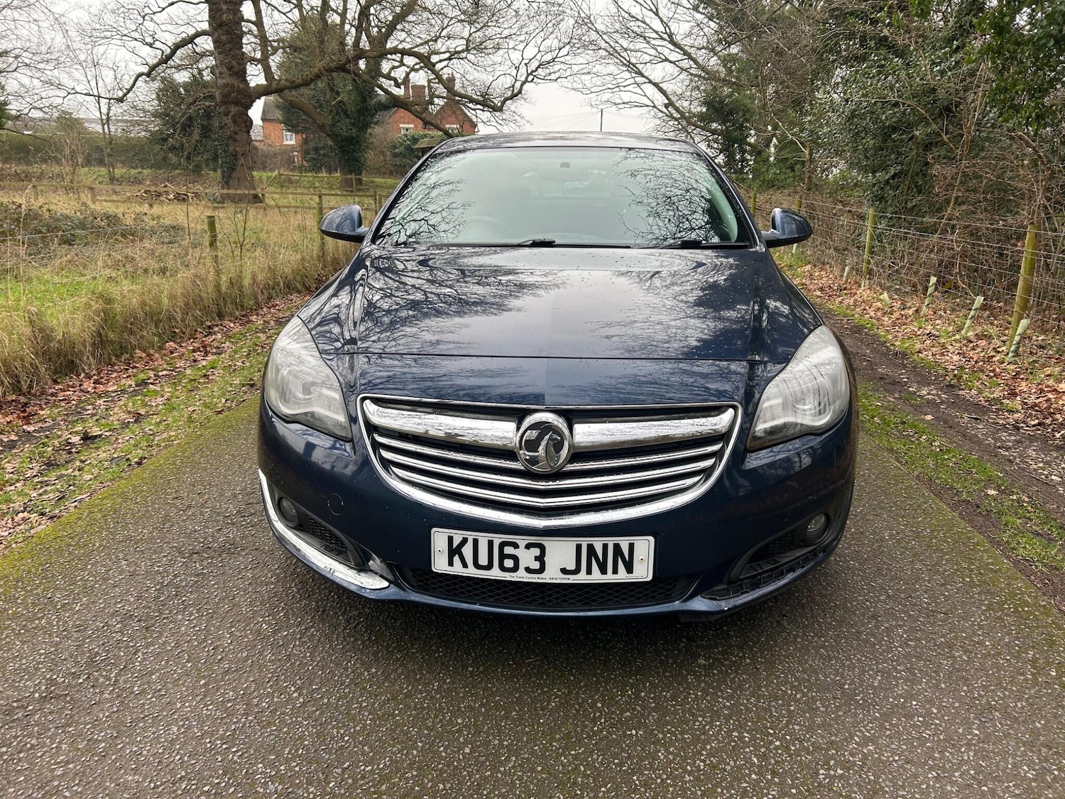 Used Vauxhall Insignia 2013 for sale - 77331948: Photo 2