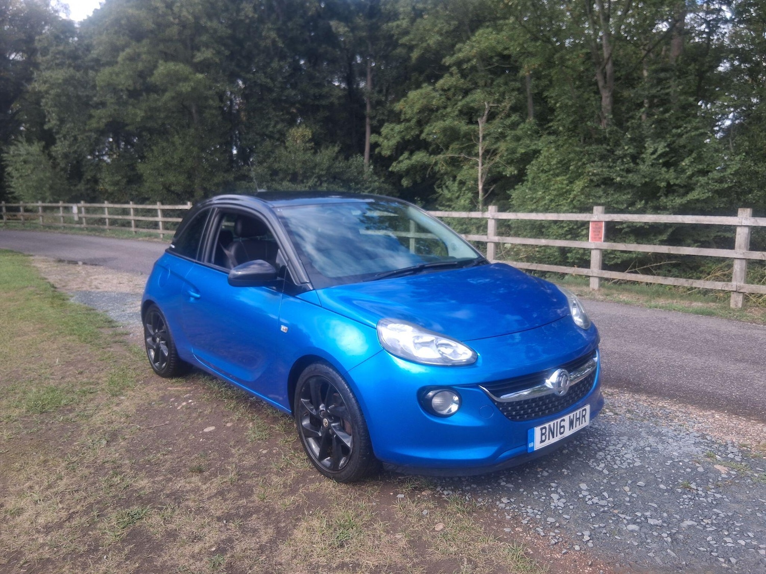 Used Vauxhall ADAM 2016 for sale - 76990918: Photo 5