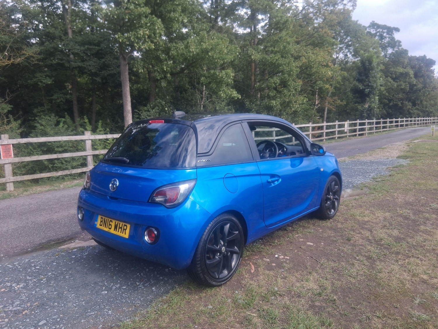 Used Vauxhall ADAM 2016 for sale - 76990918: Photo 7