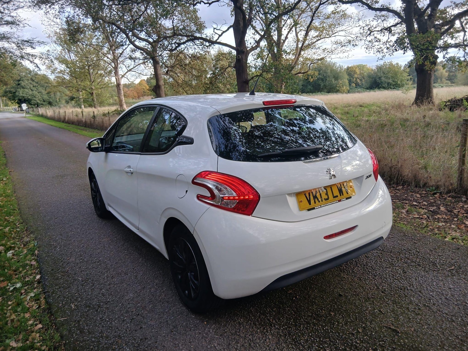 Used Peugeot 208 2013 for sale - 76349248: Photo 7