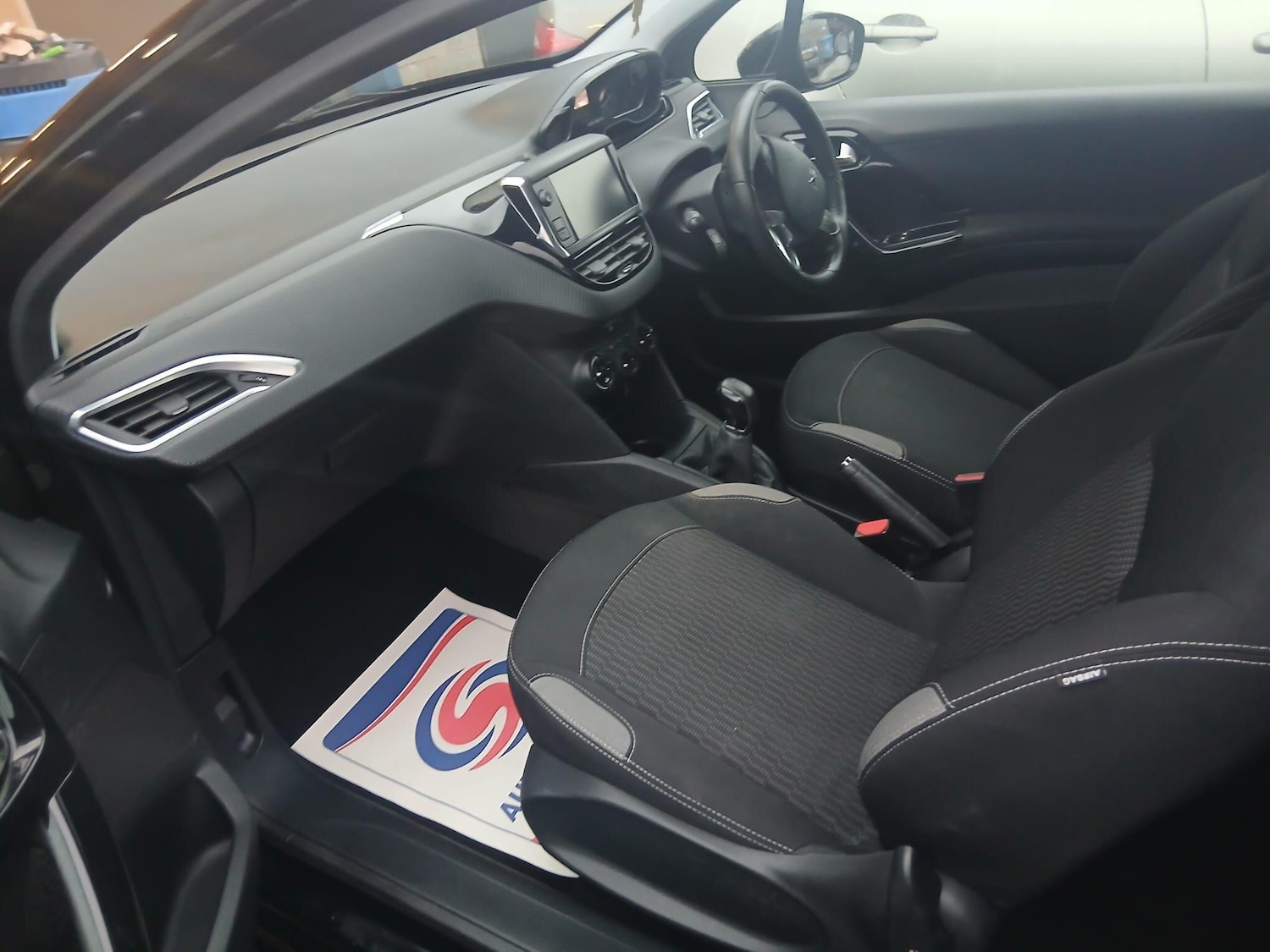 Used Peugeot 208 2015 for sale - 76561609: Photo 16