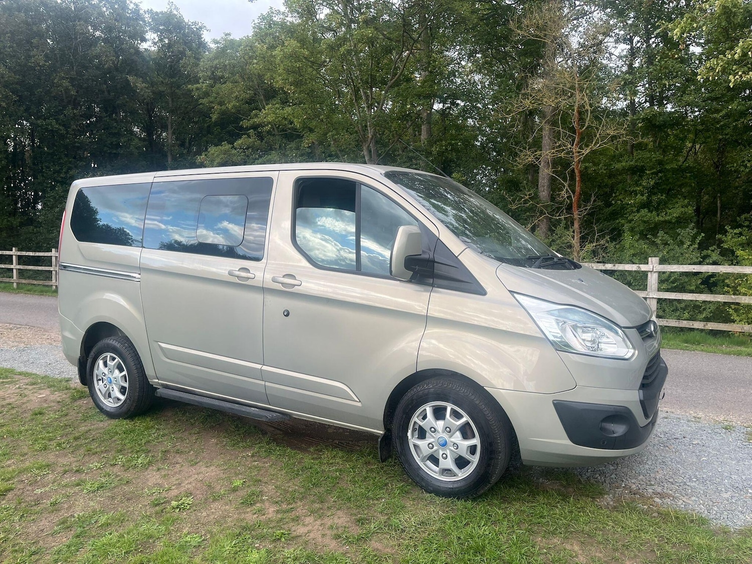 Used Ford Tourneo Custom 2013 for sale - 77970440: Photo 24