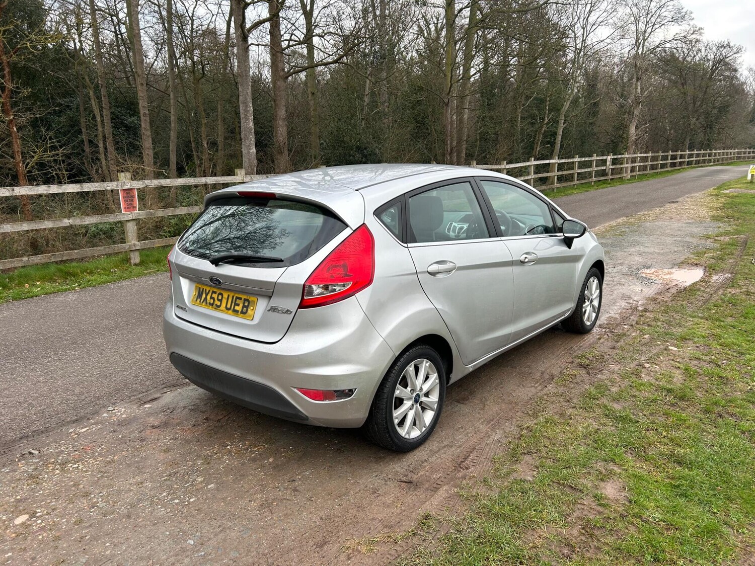 Used Ford Fiesta 2009 for sale - 77376674: Photo 14