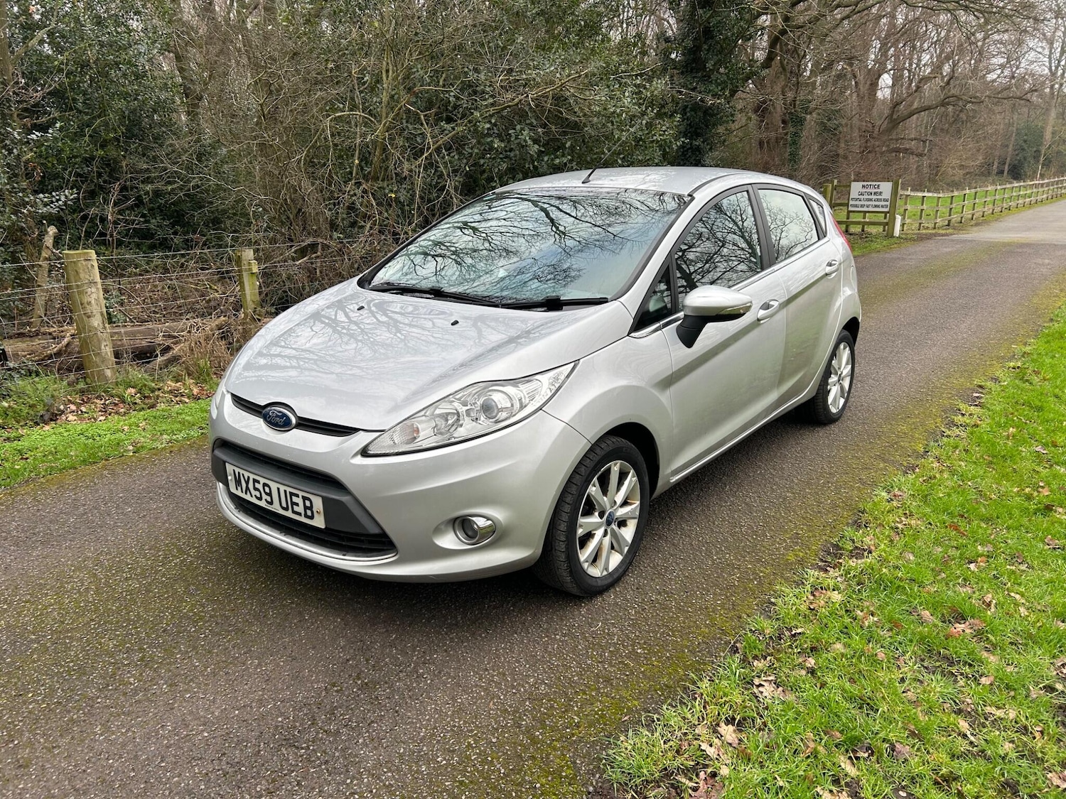 Used Ford Fiesta 2009 for sale - 77376674: Photo 3