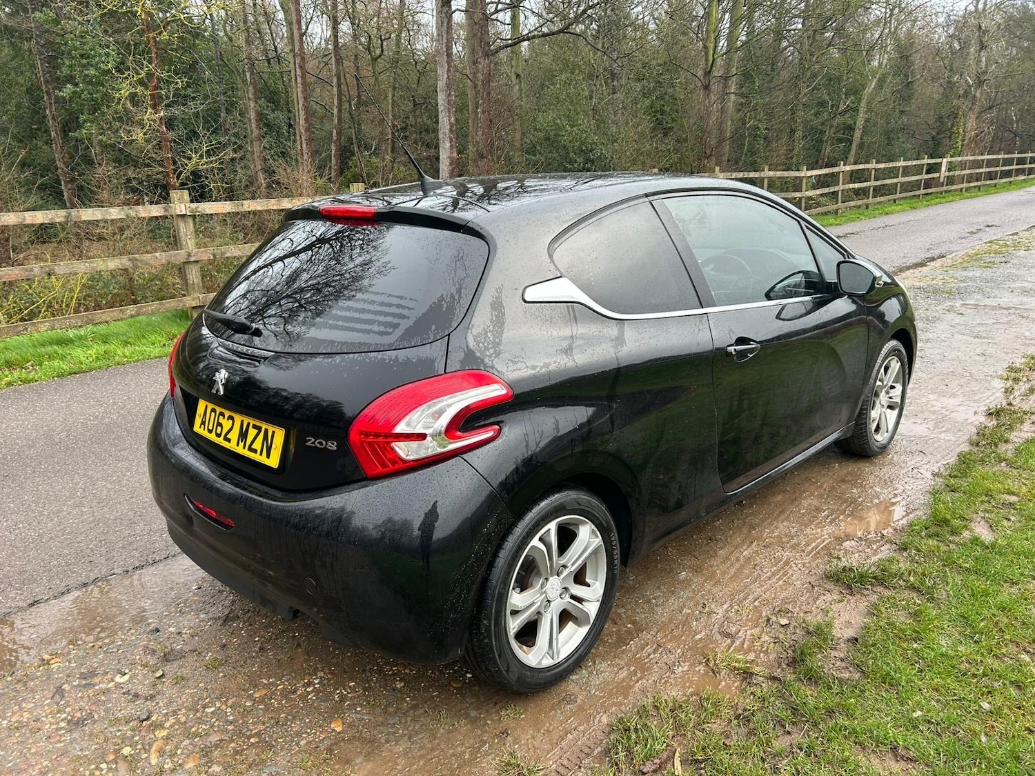 Used Peugeot 208 2012 for sale - 77016619: Photo 10