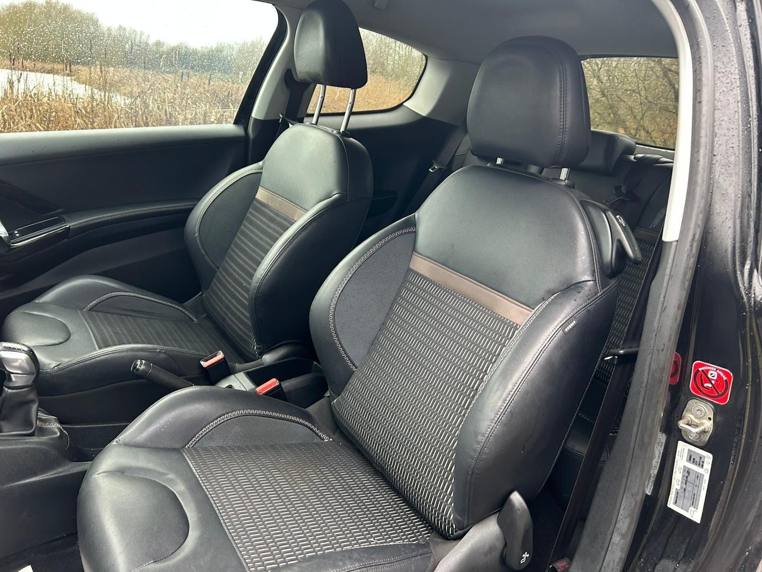 Used Peugeot 208 2012 for sale - 77016619: Photo 23