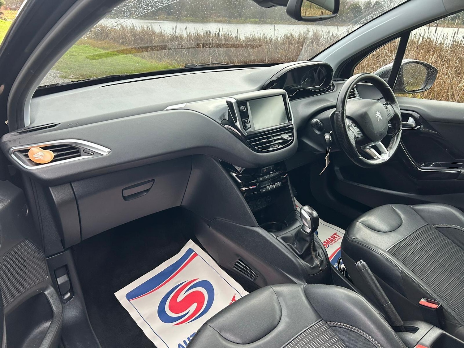 Used Peugeot 208 2012 for sale - 77016619: Photo 8