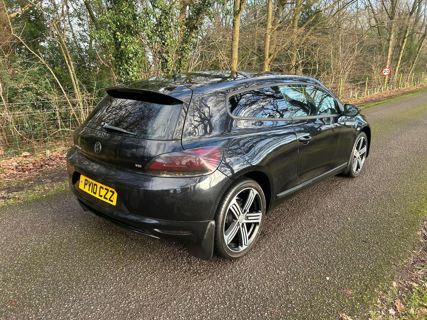 Used Volkswagen Scirocco 2010 for sale - 77017027: Photo 7